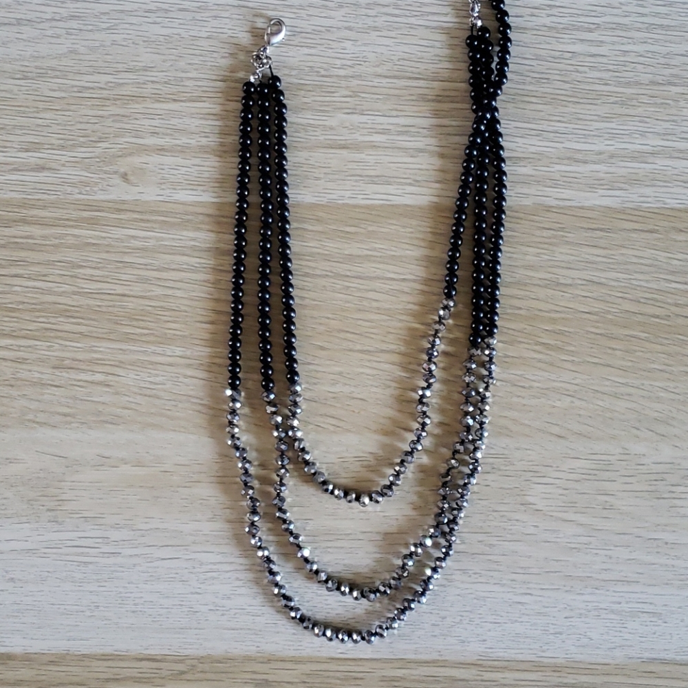 Beaded necklace